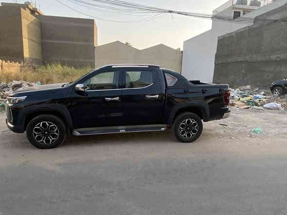 للبيع // Changan 2025

السيارة: شانجان هانتر 
الموديل: 2025
الرقم: أربيل يعني ماكو ضريبة 
المسافة: 17,000 كم فقط
الملكية: باسمي
الحالة: نظيفة ومستخدمة استخدام خفيف
الضمان: بعدها داخل الضمان
بيها صبغ بسيط بل جاملغ الخلفي 
السعر: 32 مليون
وبيــها مجــــال للشراي 

للاستفسار:
📞 ***********
