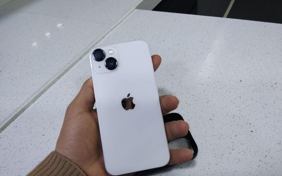 عادي
🎨 لون أبيض
🔋 نظافة 96%
جهاز نظيف فعليًا، مو حچي سوق.
شغل أصلي، استخدام خفيف، ما بيه فتح ولا لعب.
الشاشة صافية، الجسم مرتب، كلشي يشتغل مثل ما لازم.
اللي يعرف بالآيفون يعرف إن 96% بهالحالة نادر يلقاه.
ماكو مجال للفصال الفارغ، السعر مقابل النظافة.
📍 الفحص قدّامك
📦 التسليم يد بيد
*********** 📞
