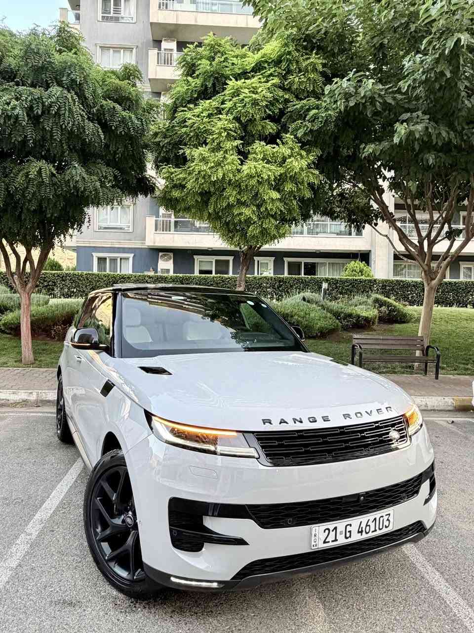 رنج روفر سبورت SE 2024  p360
الممشى : 30 ألف
حالة البدي والمحركات : وكاله والله الحمد
الوارد : امريكا
اللون الخارجي : اسمنتي ( بلاك اديشن )
اللون الداخلي : اوف وايت

📞للتواصل :***********
سعر 828$
أهم المواصفات :
محرك 6 سلندر، رادار تفاعلي ، رادار تصادم ، تنبيه تصادم ، تحذير الخروج عن المسار ، تبريد وتسخين امامي، تسخين المقاعد الخلفيه، دعاسات جانبيه متحركه، سقف بانوراما ، عداد ديجتال ، كميرات 360 ، نقاط عمياء ، حساسات
اماميه وخلفيه وجانبيه ، اوتو بارك ، كاربلاي واندرويد اوتو ، سماعات
وغيرها من المواصفات المعروف...
📞للتواصل :***********
