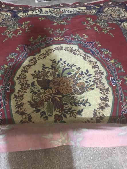 فرش للبيع مستعمل وحسب تسلسل الصور اولا زوليه تركي ٣في٥حفرمع زوالي عدد٢ نفس النقشه ٣في٤ سوري مع زولي عدد واحد ٣ ونص في اثنين ونص مع زوالي عدد٢ تركي ٣في٢ مع مده سوري زوج ١في٤ مع زوج مده سوري ١في٣ مع فرشه تركي كص طويله قياس ٨في٤ مال ديوانيه مع مجموعه من القطع كص ايراني سوق الشيوخ حي ألعرب موبايل مع واتساب ***********
