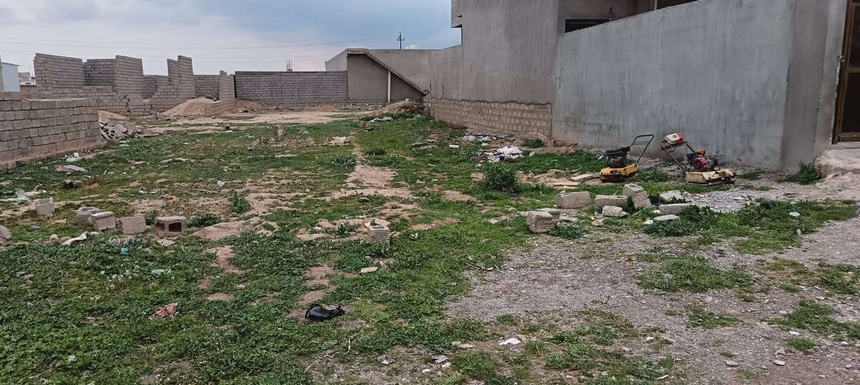 السلام عليكم قطعتين للبيع البكارة حي الربيع استفسار هاتف ***********
