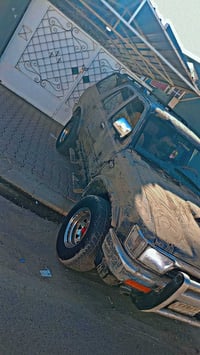 موديل ٩٠ • دفع رباعي • محرك ٦