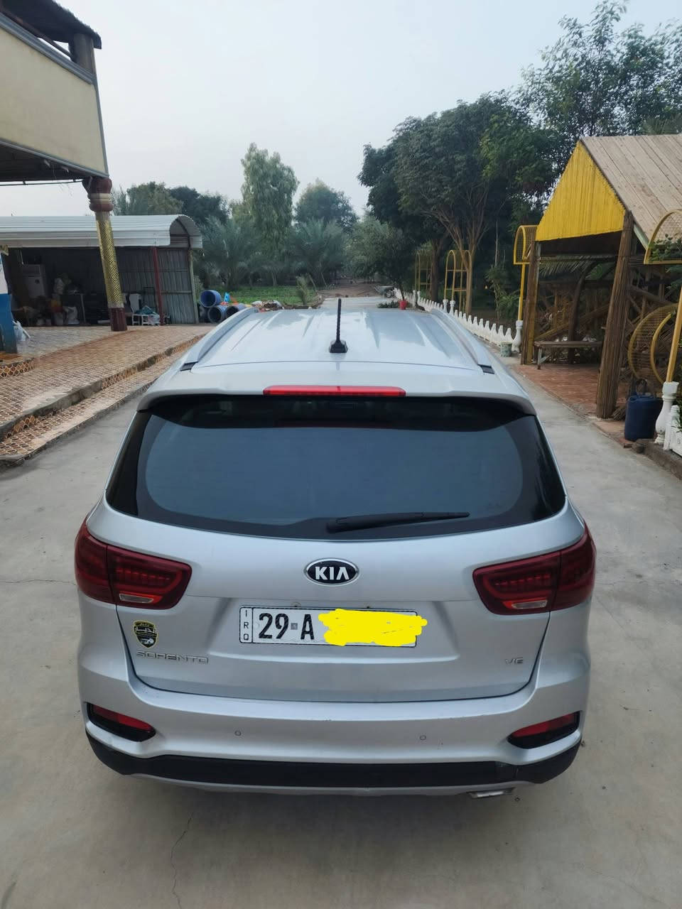 سورنتو 2019 خليجي 
محرك  6 سلندر 
رقم انكليزي 29 واسط   
ماشيه 140 الف كيلو 
بأسمي تحويل مباشر بدون تأخير 
                  ::::السعر ///// 225 
مكفوله  من الضربه والصبغ  والتبديل 
 الفحص وي المنشور 
العنوان //// ناصريه سوق الشيوخ 
الهاتف ////// *********** واتساب 
السعر 225
