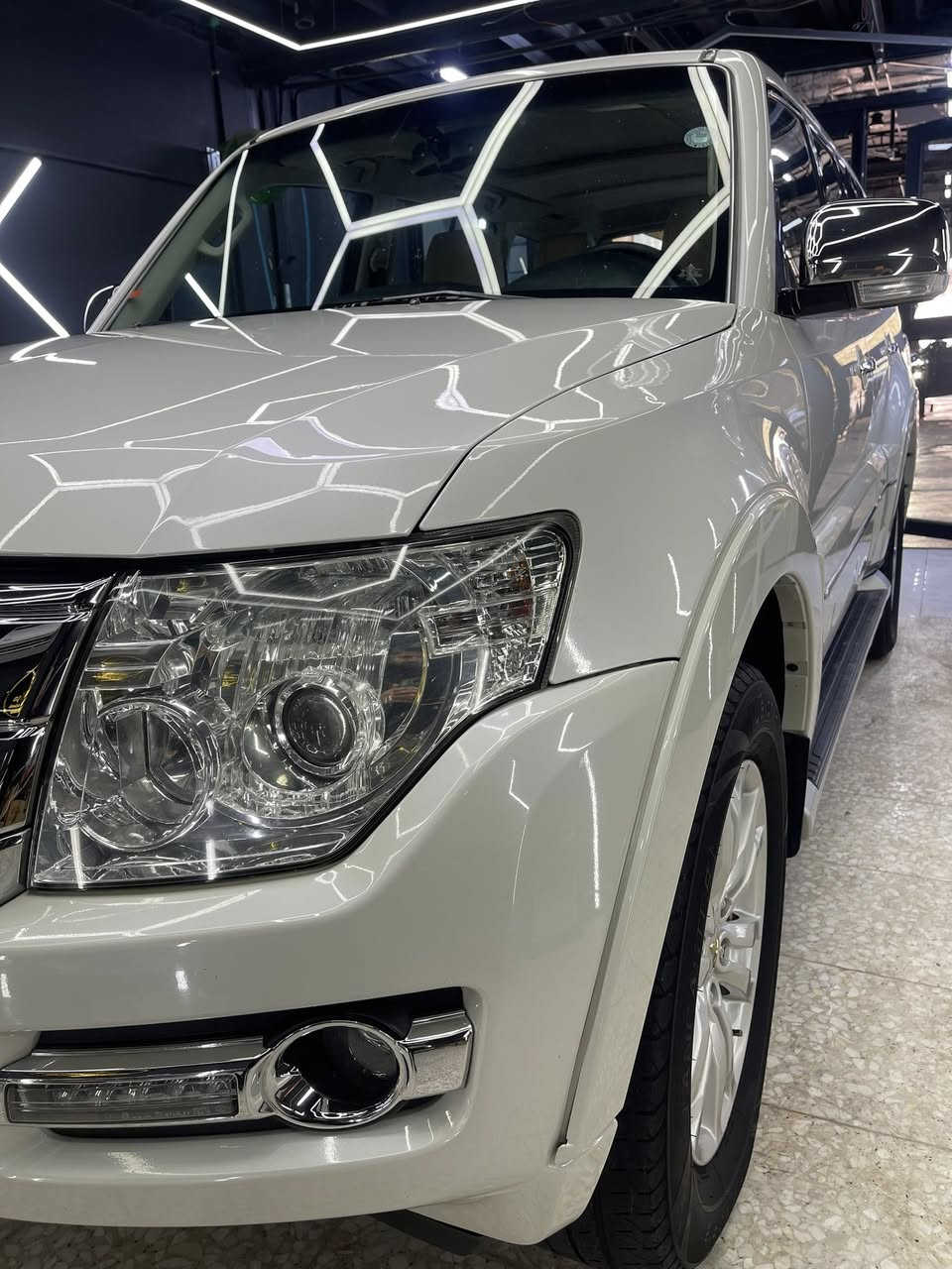 🔴⚡️ارخص باجيرو بالسوك 🔴⚡️⬇️
باجيرو موديل ٢٠١٩ اربيل🔻⬇️

مكفولة كفالة عامة من الصبغ والبارد والضرر 
كير محرك كهرباء ع وضع الشركة فقط كم رصعه بلقمارة ⚡️
مواصفات فول ( فتحة حساسات شاشة كبيرة اشاير بلمري والمري كهرباء شفط فول تحكم علامة ذهبية وكشنات راس الارنب وباقي المواصفات معروفة ) 

مكان  السيارة بغداد 
تحويل ثاني يوم
للاستفسار  ***********
