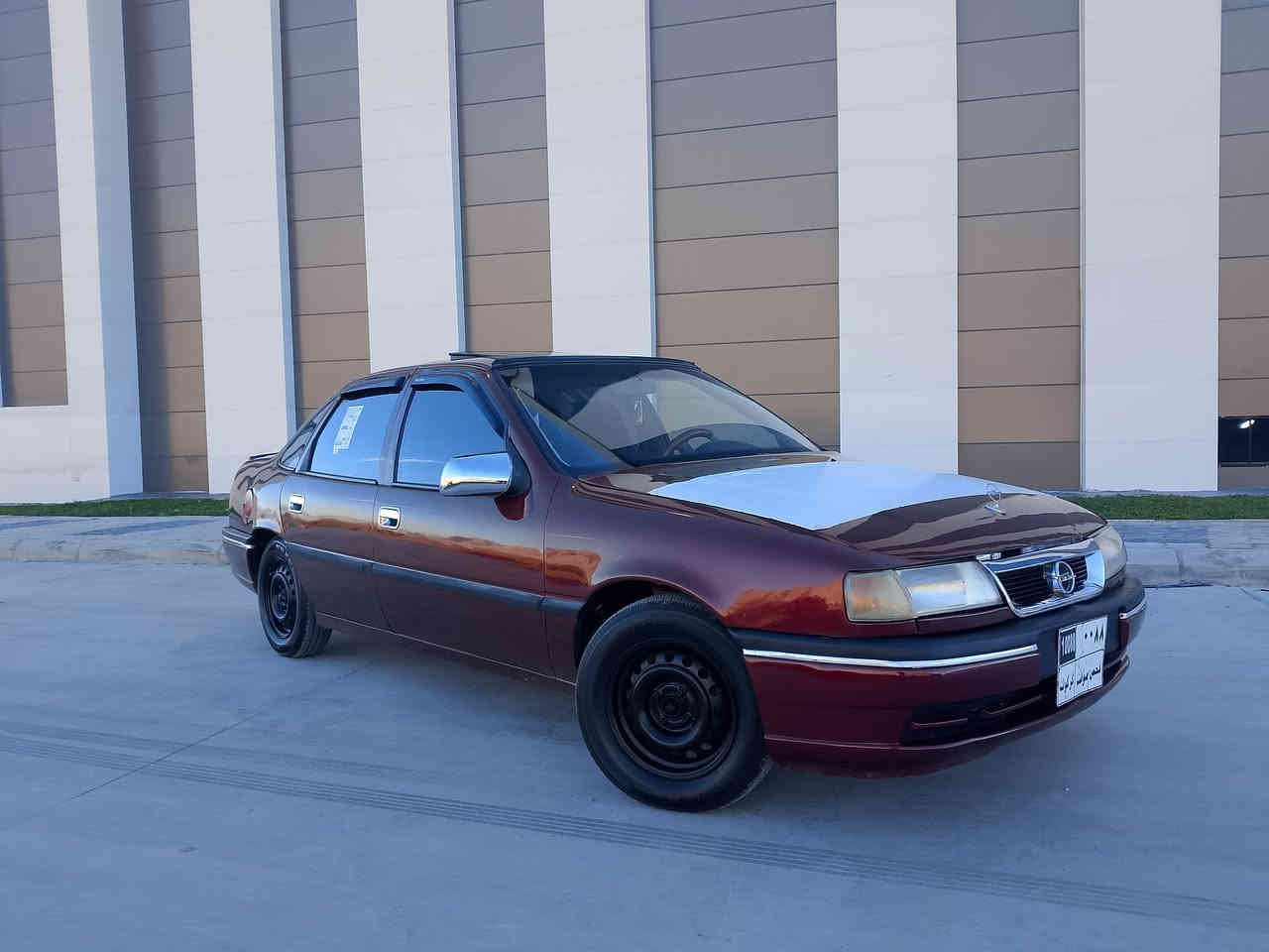 ئوپل مۆدێل1994  مـــەکیـــنە18گێر عادی 
گێـــرومەکــــینە ی بەشـــرت کارەبای هەمو یش دەکات 
شوێن رانیە سعر24 مەجالیکی کەم 
***********
