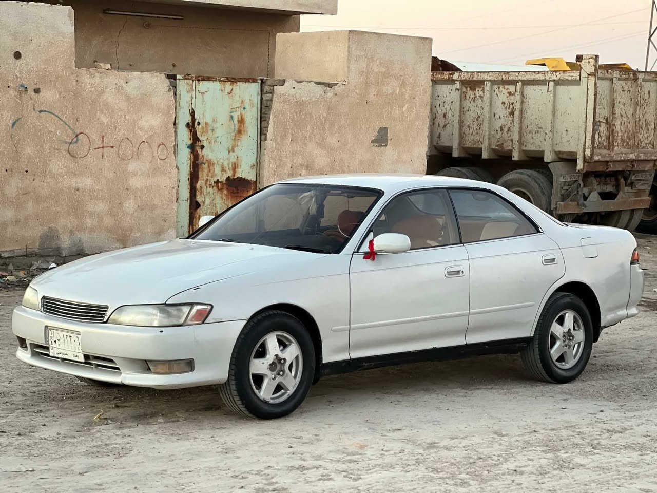 السلام عليكم 
مارك نفخ رقم بغداد تحويل مباشر 
السياره مكفوله كص ونقل جثه وعيب الشرعي 
مكينه وكير ونجي مكفولات جدد شرط 
تخم تاير جديد كهربائية كله شغاله 
حدادا حلوه 
السياره مالت جناي وجاهزه 
السعر ٥٨  وبيه مجال بسيط جدا للشراي 
مكاني ناصريه قلعه سكر 
***********
***********
