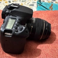 كاميرا دي ٩٠ • نضافة ٩٥٪ • عدسة ٥٠مم