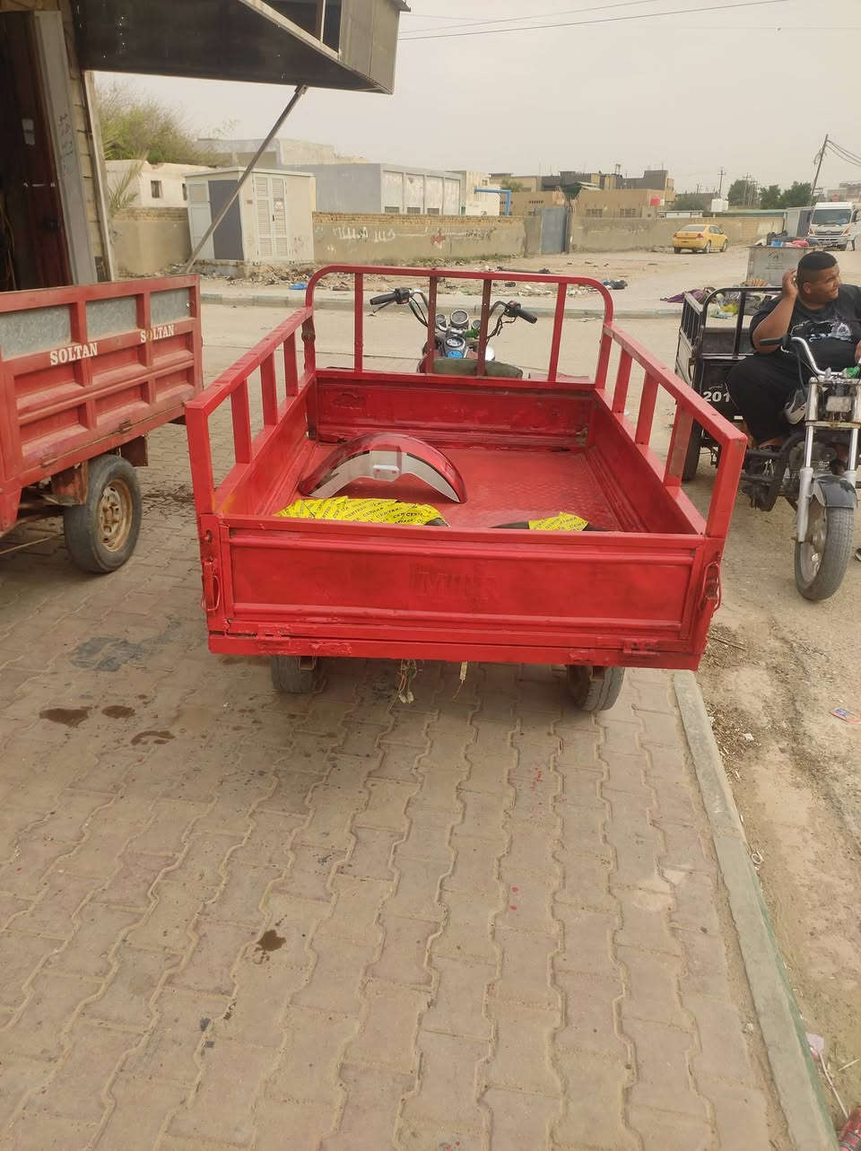 ***********
موديل 10اورق مكينه جديده كير بوكس جديد سلف توير جوبلس ب800وبيها مجال مو شراي للتراسل وتكسر بحلال الناس
