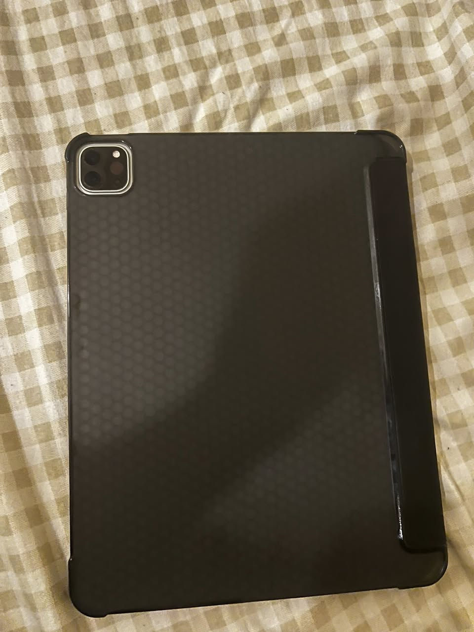 سلام عليكم ايباد 11 برو ذاكرة 256
موجود كارتون شاحنه الايباد فقط مبدل شاشة اصلية من الشركه نفسها اي خلل منا منا مابيها + ضربه يم مال الشحن موجوده بالصور ما مأثره بالببجي 120 فريم 
مكاني البصرة اربع شوارع ) سعر 500 منهي


**إذا كنت صاحب هذا الإعلان وتريد حذفه لأي سبب، رجاءا أرسل رسالة إلى الدعم الفني**