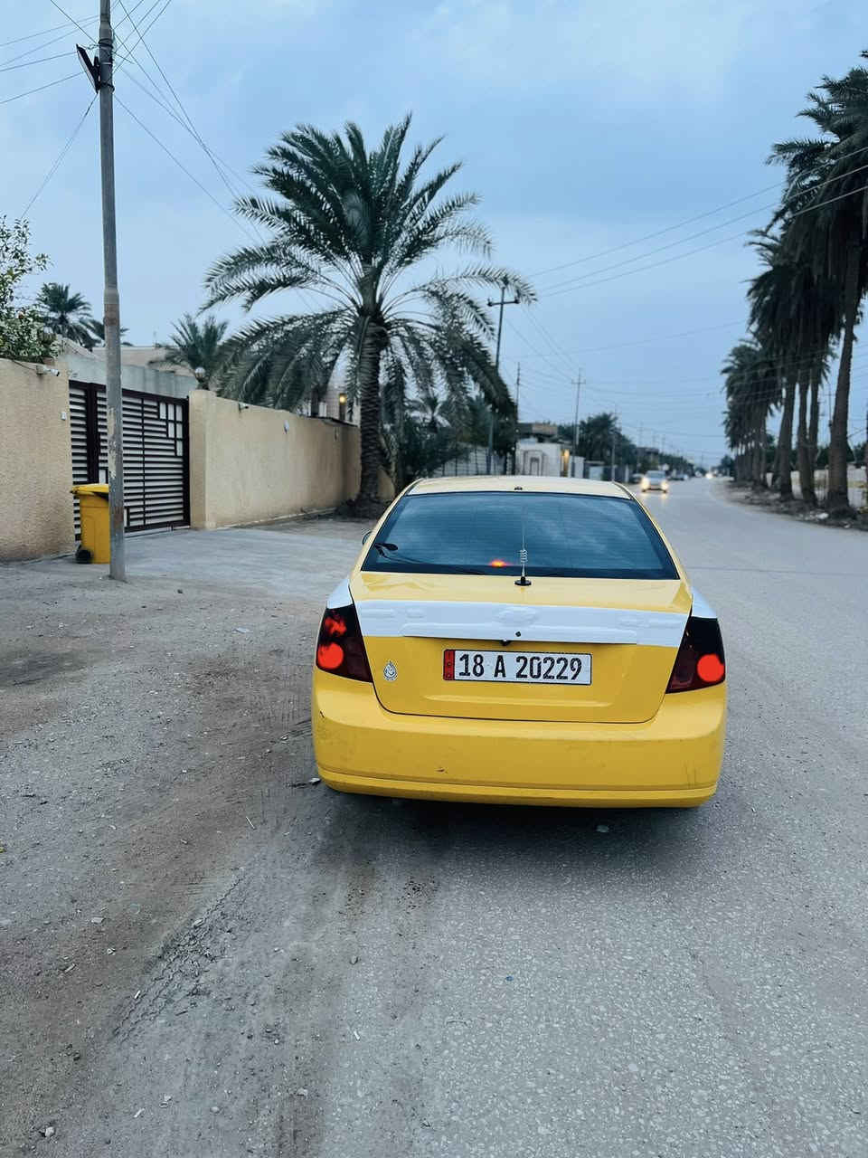 السلام عليكم ورحمة من رخصه الادمن للبيع شوفر ليت اوبتره موديل ٢٠١١ السياره خليجي ومكفوله من صبغ وتبديل وحادث كير ومكينه وحداديه وتخم تاير وتبريد مكفولات رقم بابل انكليزي سنويه لل ٢٠٢٨ تحويل ثاني يوم 
مصفره هيئه وغرامات 
السعر ٦٩  وبيه مجال 
الهاتف ***********  // واتساب *********** 
مكان السياره بابل حله قريه الفنديه
