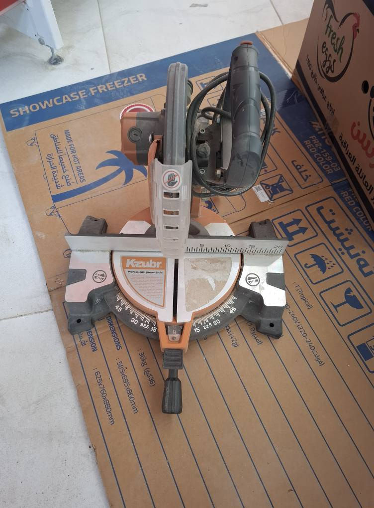 للبيع منشار كهربائي مستعمل قليل  محرك بقوة 1800 واط.
قطر الشفرة مقاس 255 ملم.
سرعة دوران 6000 دورة في الدقيقة
السعر ١١٠ كركوك, العراق


**إذا كنت صاحب هذا الإعلان وتريد حذفه لأي سبب، رجاءا أرسل رسالة إلى الدعم الفني**