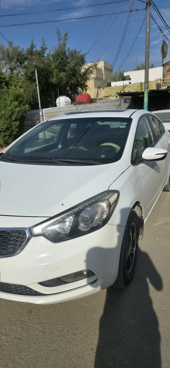 سيراتو خليجي مديل ١٣ فول لل اخير كفاله عامه سنويه لل٢٨ مكان كربلاء السعر ١٢٥ حساس أمامي خلفي فتحه بصمه خزن ميموري تدفئه كشنات تبريد قطعتين ***********
