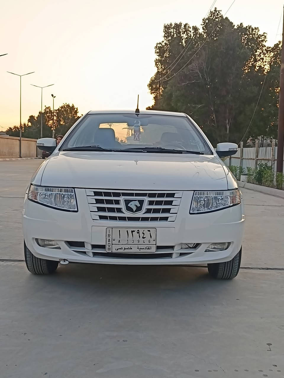 للبيع سمنت سورن موديل 12 دواخله 17 بلاد رقم قادسيه ثاني يوم تحول *********** وتساب محرك كير تبريد صدر تخم تاير كله مكفوله 
عنواني بغداد حي الرسالة شارع قطر الندئ مقابيل مدرسة رفيده قرب البياع السعر 48 وبيه مجال بسيط
