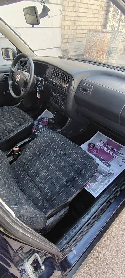 السلام عليكم  
كولف 93  محرك 2000 قبق ابيض سنويه بسمي ارقام جديده   ***********  متواجد واتساب السعر 45
