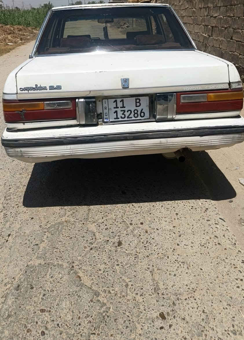 سلام عليكم سوبر البيع فقط
موديل 1985
محرك وكير بلادي مو محور 
محرك 6سلندر كير عادي 5نمر 
كهربايات كله شقاله من عده كيج بانزين عاطل 
سياره بلاديه بدون صبغ لا ضربه ولاكص
 مكاني بغداد يوسفيه سعر 32 وبيه مجال الشراي
ستفسار ‏‪***********‬‏ ‏‪***********‬‏
