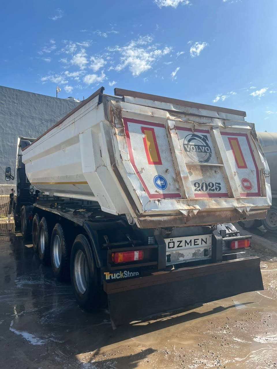 سڵاو هاورێیان بۆدی اۆزمین بۆ فرۆشتن 
دینگل 16 جەگ گەورە هەموو گیانی بەشەرت 
ژمارە مۆبایل ***********
