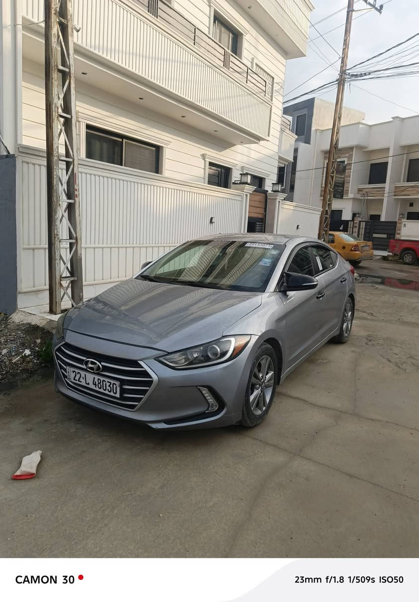 النترا 2017 للبيع فقط
رقم اربيل دولي سنوية جديدة شرط التحويل
گير  AT شرط 
مكينة شرط لا صرف لا نفخ 
تحكمات ستيرن جهتين + مثبت سرعة (Cruise) 
ويل كب 
طخم تايرات جديد 
السيارة مسويلها ادامة جديدة من ناحية الطخم والباتري وفيتبم ونوزلات وبقية التفاصيل
ماشية 160 
الضرر بوند والدعامية الورة مصبوغه وبيها شوية ملاحظات 
السعر 121 وبيها مجال 
للتواصل 
*********** او على الواتساب
