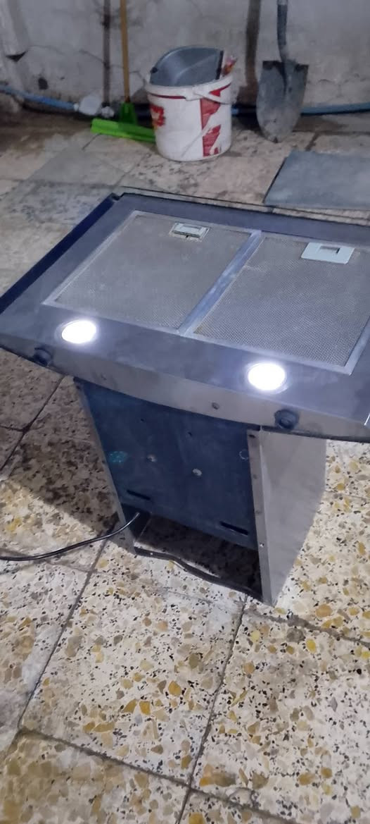 السلام عليكم ساحبه للبيع شغاله جديده 35وبيه مجال 
النجف حي الوفاء ***********

