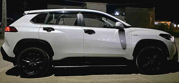 كورلا كروس 2025 اخوان اسف جان سعر ٢٢.٥ بعد اضافة الموصفات الي كدامكم صار سعره ٢٣:٥٠٠ وراح اضيفله بعد وازيد سعره كفاله عامه لا تنسونه ماشيه 6000 الف قابله للزياده جماعت الجديده بهلكد اشترو وشترولي🤣🤣🤣😏رقمي ***********
