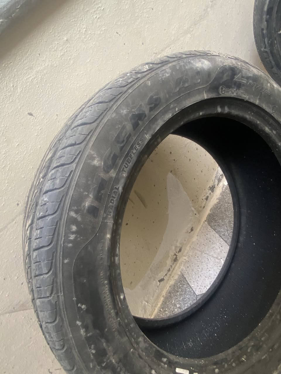 زوج تايرات للبيع فقط 2
نضيفات بدون فتيله ولا ركعه #السعر 65 وبيهن مجال قياس 17R 55 215


**إذا كنت صاحب هذا الإعلان وتريد حذفه لأي سبب، رجاءا أرسل رسالة إلى الدعم الفني**