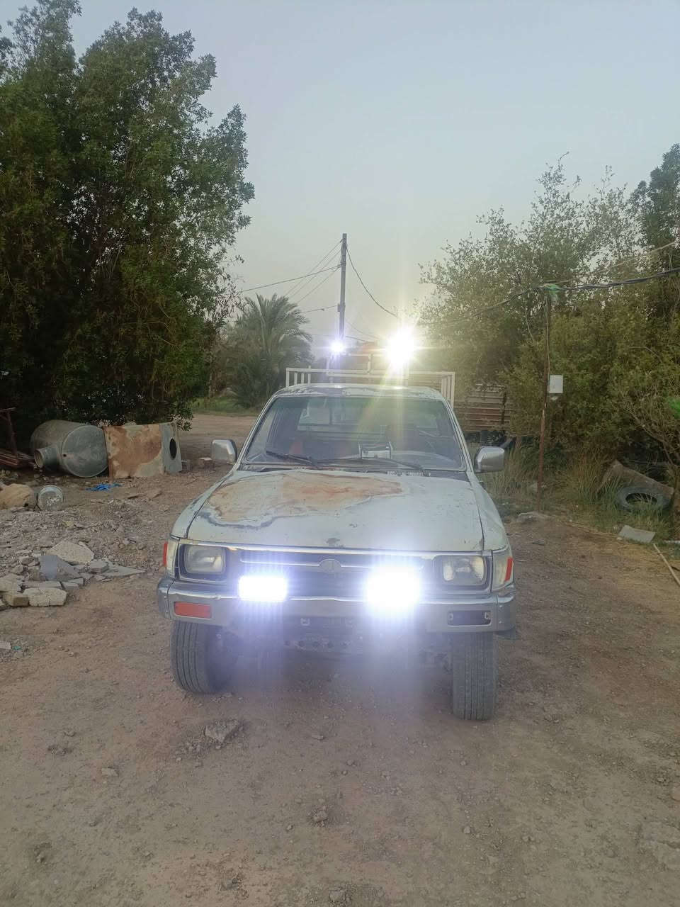 من رخصت مدير الكروب المحترم بيكم تيوته للبيع بدون رقم يعني كلك السياره جاهزه من كير ومحرك وحداديه وتخم تاير السياره جاهزه مجهزه اتعهد من السرقه والعشائر السعر 15 ورقه
الاتصال ***********
