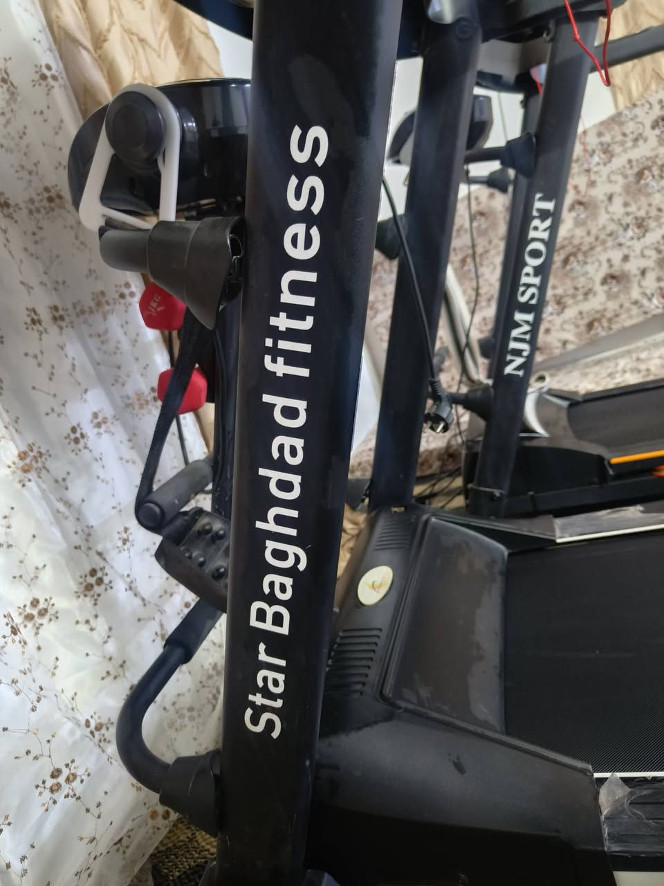 اجهزه جري عدد 2
حجم الاول 180 كيلو 
والثاني 120 
اجهزه جدد غير داخلات تصليح 
الاول سعره  
والثاني سعره 250 
وييهم مجال 
*********** 

ابو غريب المنسيه قرب مدرسة ابو القاسم
