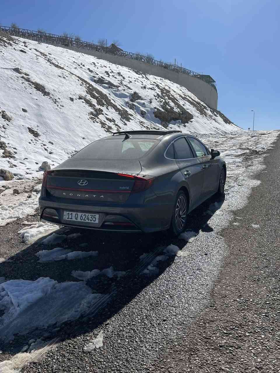 سلام عليكم للبيع سوناتا موديل 23 هايبرد فول 1/1 
1. 5 كامرات
2. شاشه ديجتل
3. تقديم وترجيع
4. اوتو بارك
5. بنوراما
6. كشنات حار بارد 
7. كشن سايق وسكن كهرباء
8. لايت 4 عدسات
9. 4 بصمات + جنطه ذكيه 
10. بردات بلادي 
11. شاحن لاسلكي 
12. 4 وضعيات قياده
13. داخل ابيض ملكي 
14. اناره محيطيه
15. اوتو هولد
وبعد هواي بيها مواصفات متخلص مكفوله لا صبغ ولا تبديل ولا بارد حته دعاميات مكفوله جاملغ مفتوح الايسر صور الحادث بلمنشور ماشيه 44 السعر 195 وبيها مجال مكاني بغداد سريع الدوره يوسفيه الجديد ***********
