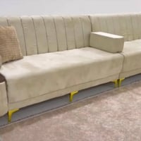 كنبة • مناسب جداً