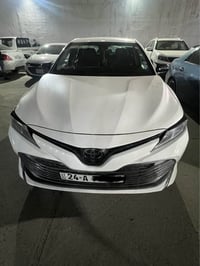 كامري ٢٠١٨ • ٢.٥ محرك • ٢١٠ الف ميل