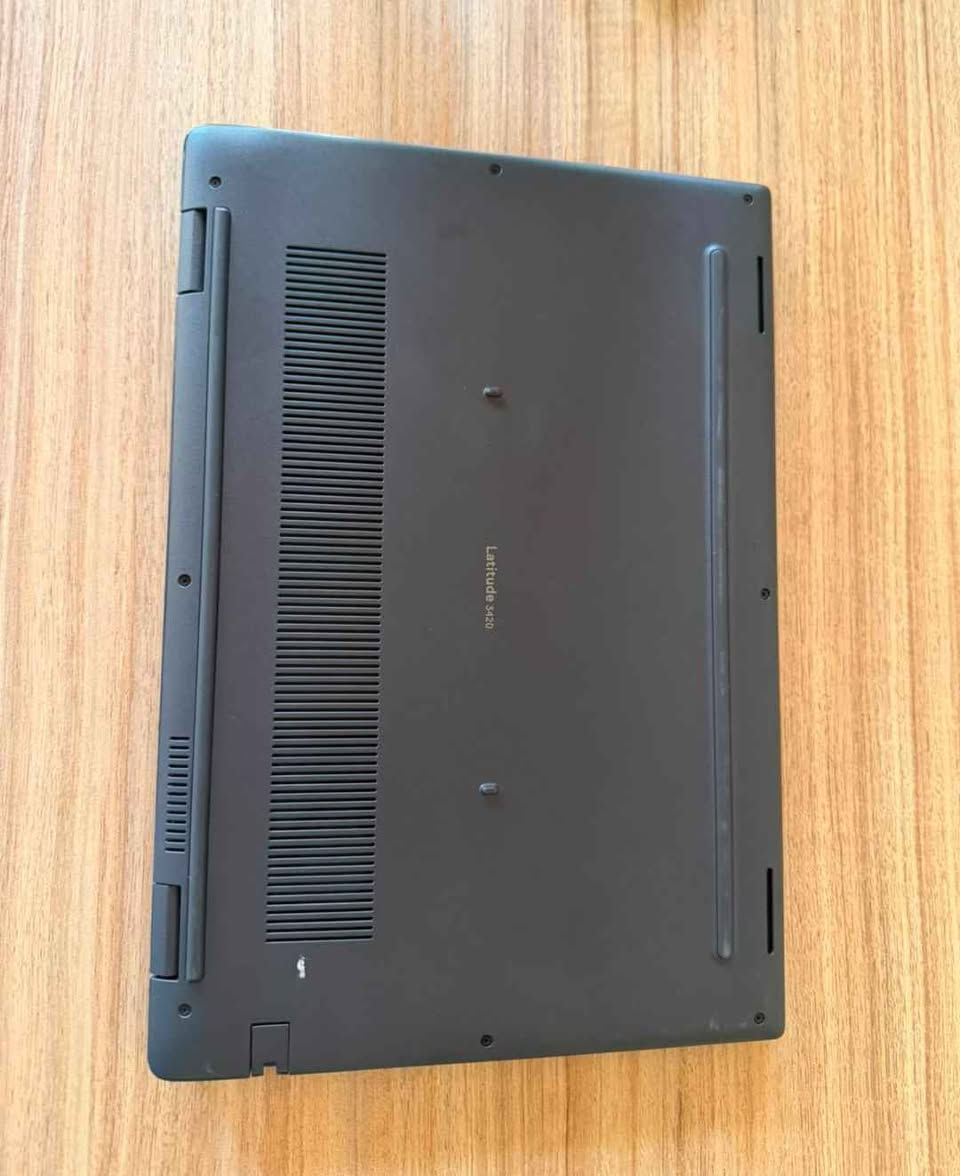 Ci5 11th 
RAM 8 GB DDR4 
HARD 256 SSD 
Screen 14 FHD أربيل, العراق


**إذا كنت صاحب هذا الإعلان وتريد حذفه لأي سبب، رجاءا أرسل رسالة إلى الدعم الفني**