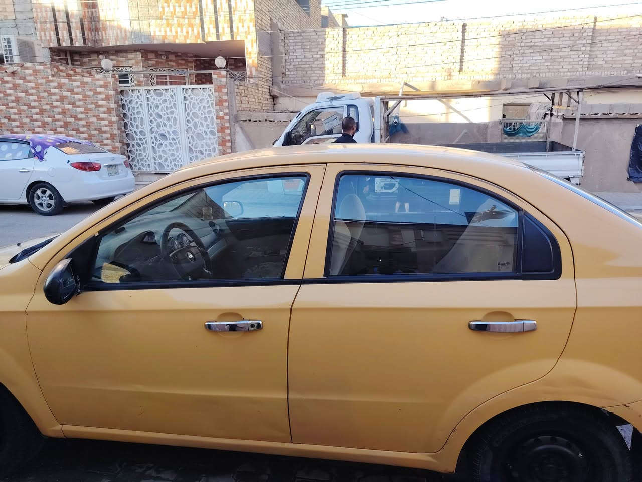 سلام عليكم افيو 2009 خليجي مكينه مفتوح 1400 جاهزه تبريد مكينه كير   السياره السعر ٤٧ وبيها مجال ***********
