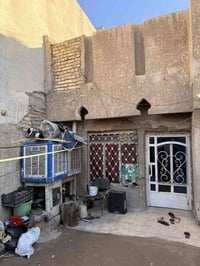 بيت للبيع مساحة 80 متر واجهة 4 ونزال 20  قطع من بيت 200 متر قطع البيت ...