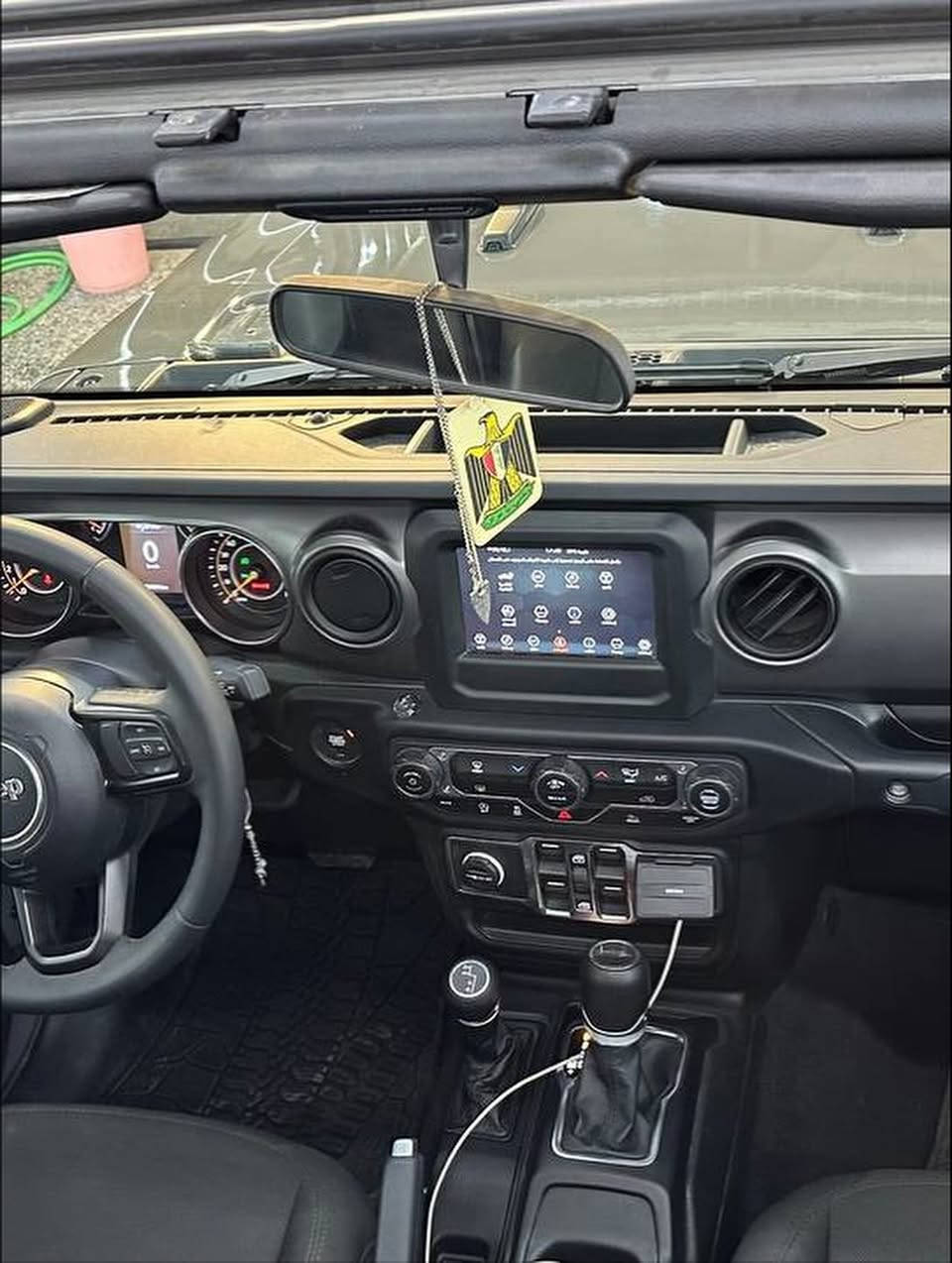 JEEP GLADIATORO
جيب جلاديتر. 🛻
لون مميز اسمنتي 
رقم وسنويه جديد
موديل  ‌‎2023
‌‎المحرك : V6.  3.6L .
‌‎العداد :25,000 km 
‌‎المواصفات :
‌‎* دفع رباعي 4x4 .
‌‎* مساحة تخزين اضافية تحت المقاعد الخلفية .
‌‎* كاميرا خلفية مع امكانية التقريب (زوم) .
‌‎* حساسات خلفية .
‌‎* نظام (Auto Break System) مانع تصادم خلفي .
‌‎* مرايا مع خاصية التعتيم الذاتي  .
‌‎* تشغيل عن بعد .
‌‎* دخول ذكي (بصمة) .
‌‎* سقف 3 قطع قابلة للازالة .
‌‎* ابواب قابلة للازالة .
‌‎* زجاج امامي قابل للطي .
‌‎* غطاء للصندوق الخلفي قابل للطي .
‌‎* عزل كامل للصندوق والباب الخلفي مقاوم للخدوش .
‌‎* إضاءة داخل الصندوق الخلفي . 
‌‎* ماخذ للتيار الكهربائي .
‌‎* منظومة كاملة للقطر (السحب) . 
الاوتوماتيكي للتوفير في صرف الوقود .
‌‎* محدد سرعة . 
‌‎* تلفون بلوتوث Carplay
*حادث موضح بل صورة فقط الدوسة صبغ على كد الضرر وتبديل بيبان نفس اللون 
💵💵السعر مناسب جداً عل خاص💵💵
العنوان 📍بغداد
او اي استفسار الاتصال
 ***********☎️
