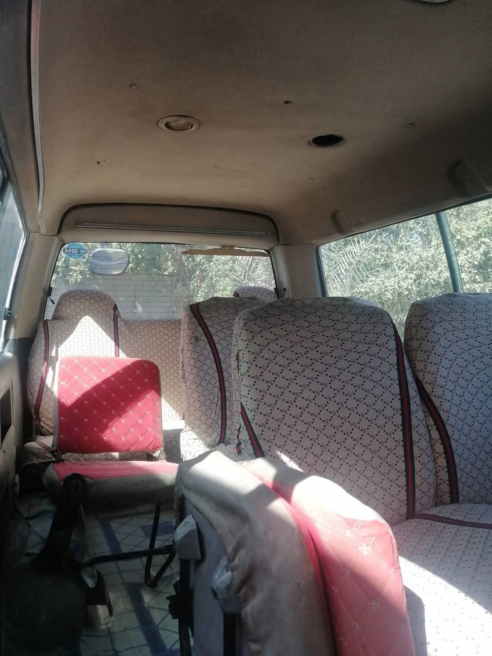 السلام عليكم كيا جنبي موصليه للبيع في البصره القرنه الشرش السعر ٢٩ وبيها مجال للطيبين السياره شغاله رقم الهاتف *********** اتصل و انا خادم
