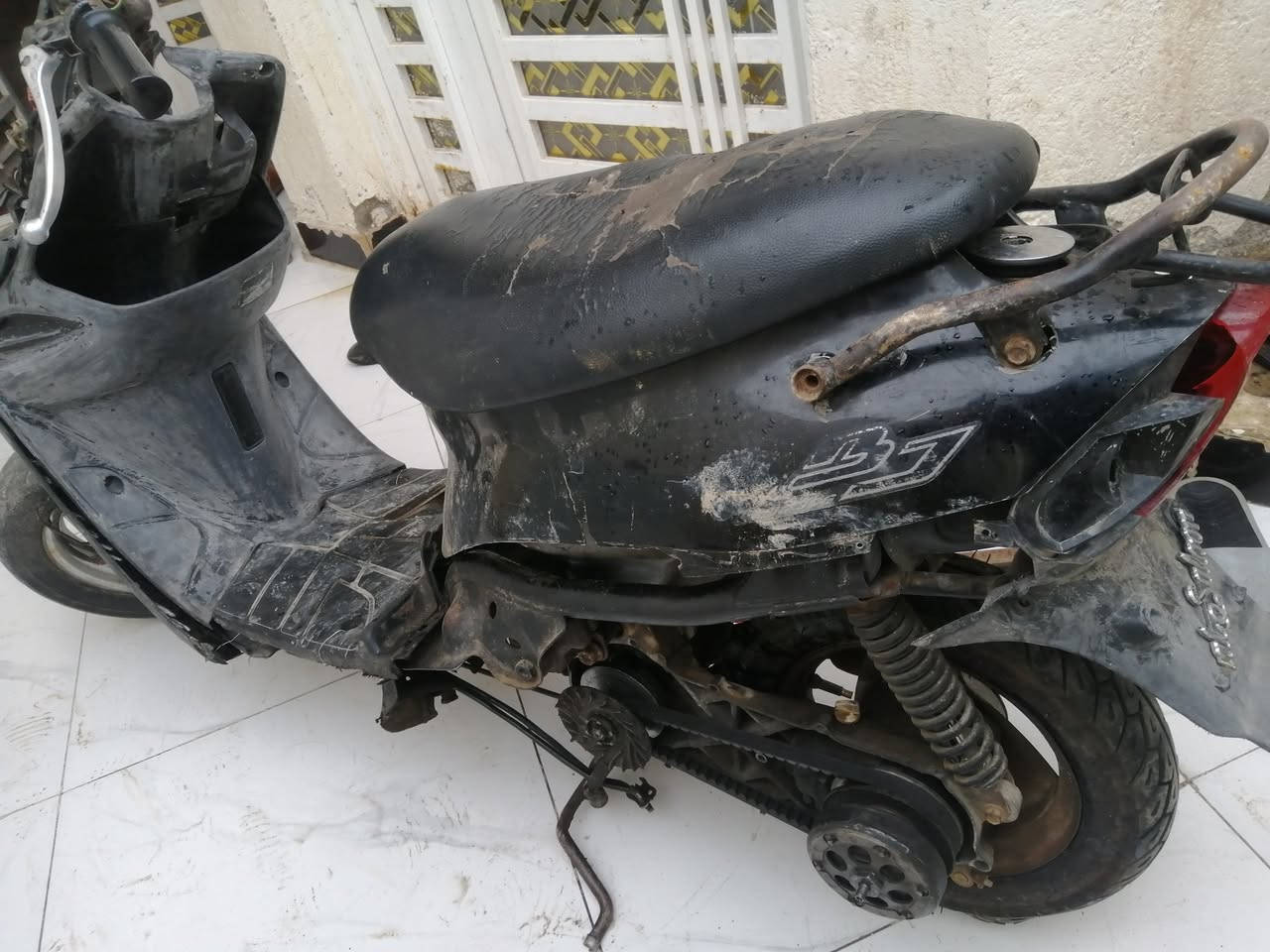 السلام عليكم دراجه ام تسعه للبيع كوم حديد محرك شغال بس الدراجه متروكه هواي هيه وياهه غراض بعد سعر ٥٠ قفل ميسان حي الغدير


**إذا كنت صاحب هذا الإعلان وتريد حذفه لأي سبب، رجاءا أرسل رسالة إلى الدعم الفني**