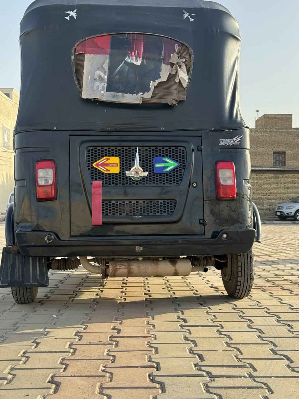 سلام عليكم شباب تكتك للبيع موديل 22 رقم وسنويه جاهزه فقط استلام الوحات مكفول فقط بيها ضربه صغيره بالبكلايت وعالجتها بالبارد المحرك مكفول شرط الفحص
رقم// ***********
