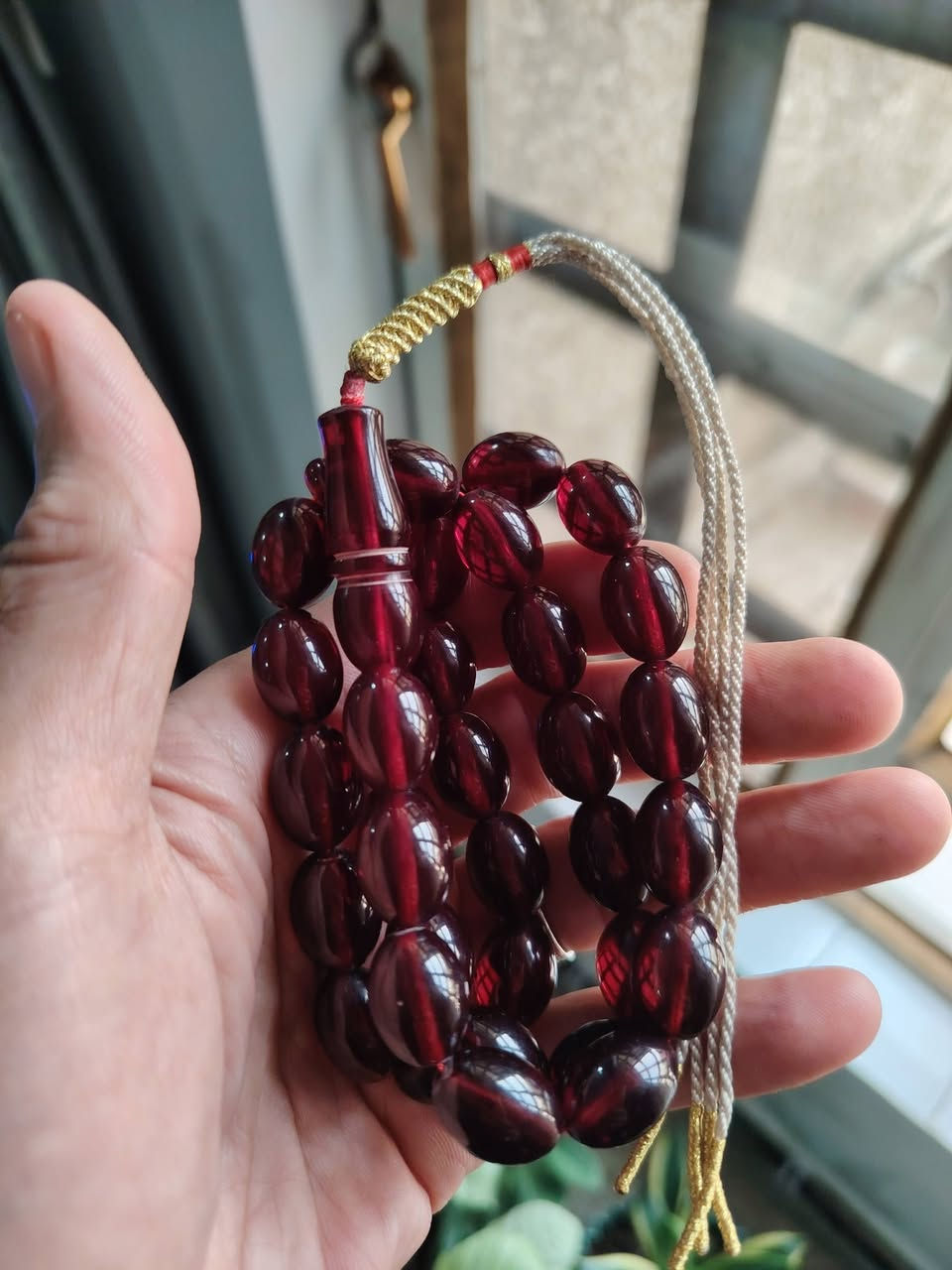 سندلوس باكستانيه وسطيه لون ماروني كركوشه خليجيه  حجمها ١٦ * ١٢  ملم  ((  سعرها ٢٥ الف عراقي مع التوصيل من الاخير ))  تواجد بغداد


**إذا كنت صاحب هذا الإعلان وتريد حذفه لأي سبب، رجاءا أرسل رسالة إلى الدعم الفني**