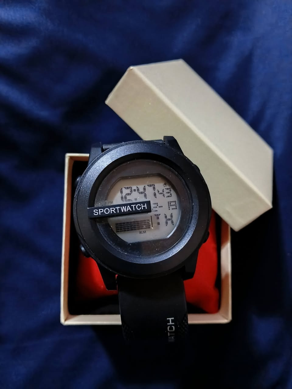 ساعه رياضية سبورت ضد المي باله أوربي سعره ٢٠ مع توصيل خاص موجود


**إذا كنت صاحب هذا الإعلان وتريد حذفه لأي سبب، رجاءا أرسل رسالة إلى الدعم الفني**