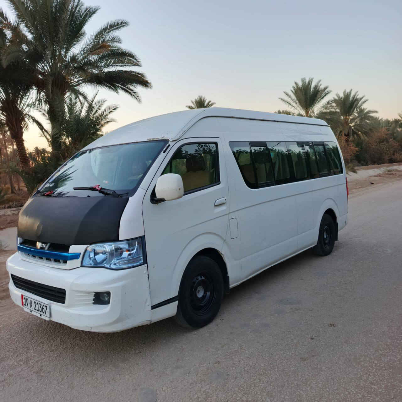 السلام عليكم جنبي للبيع موديل 15 سياره مكفوله من الصبغ بيه الدواير معمرات فقط والباقي عل السونار دوشمه جديد مكينه جديده اكسن هايسه تخم تاير سياره جاهزه وجديد  صاره سبوع من جددت سنويه ورقم دولي بسمي مكان السياره بابل مركز المدينه السعر 133 وبيه مجال حك الجيه فقط ***********
