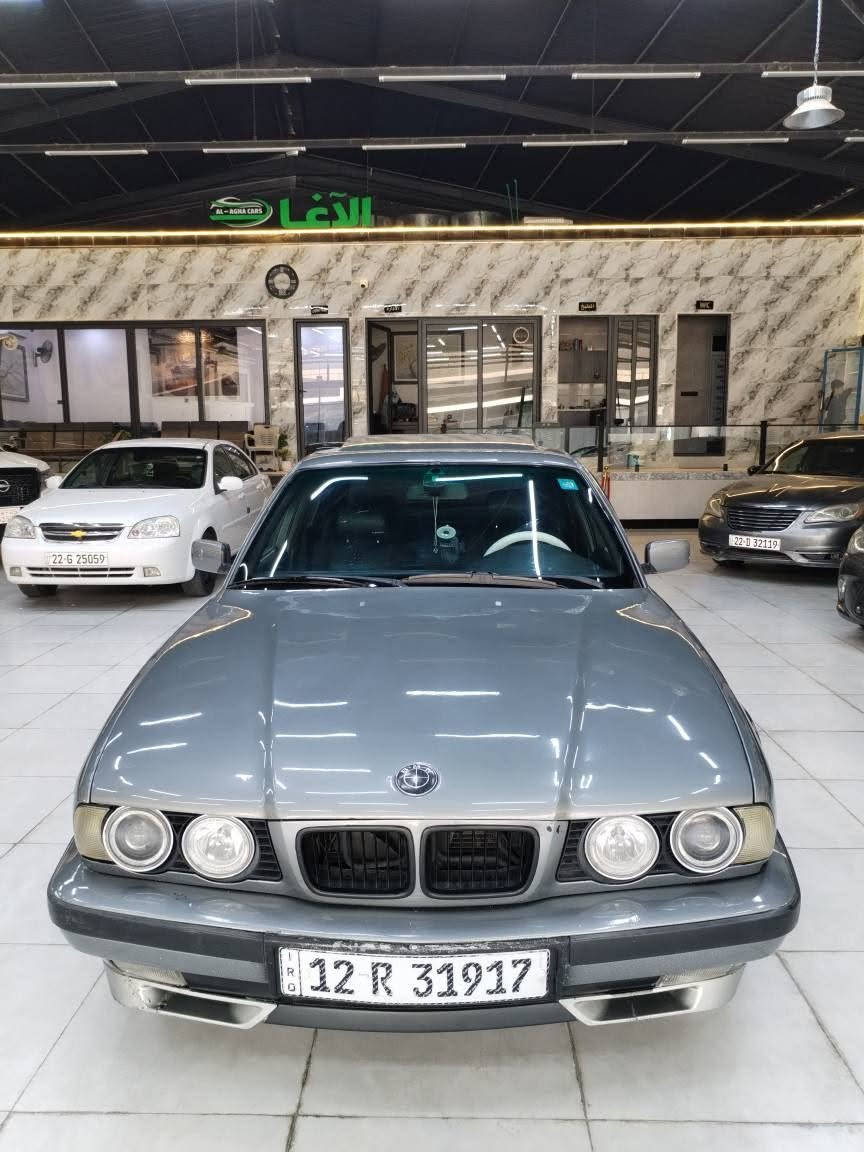 السلام عليكم
من رخصت الادمن
السعر 67 وبي مجال للطيبين
للبيع  بيم 525 اصل عليها محرك وكير مال صقر 528 موديل91 السياره باسمي هزه جديده سنويه ما ساقطه شرط  التحويل كشنات كهرب سلايد كير و محرك خير من الله  عليها ادامه كامله مسويها  تبريد شغال باتري جديد عليها منظومه كزور   ع كنتور  صوتها طرب لايت زينون داخل صاج سياره بدون ضربه
مكان السياره موصل مدينة المعارض الجديدة شارع الوسطي معرض الآغا للسيارت

للاستفسار اتصل ع أرقام التاليه

*********** موصل, نينوى
