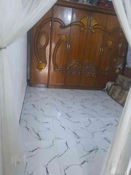 دار للبيع ٥٥ م سند 25 كاع منصور الركابي اكاتبك مع منصور ابو الأرض العنوان بغداد سريدات جديدة أمام البيت تشجير ٢٠ م البيت يتكون من غرفتين وحده فوق وبيتونه وسطح وجوة غرفة وصحيات ومطبخ واستقبال وطرمة ٥ م السعر ٦٨ لااستفسار يرجى مراسلة وتساب ***********
