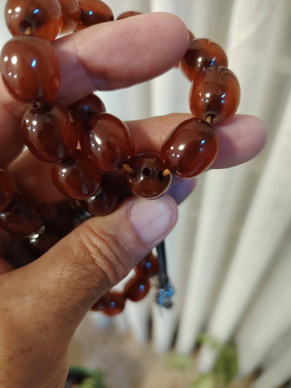 فاتوران  تركيه وسطيه معرقه  ٣٣  حبه  جراخه من ٤ سنوات لون عسلي غامق صلابه وملمس ناعم سبحه راقيه بعد احلى من الصور  (( كركوشه فضه فواصل زاركون ))  الحجم  ١٤ × ١٣  ملم  ((  السعر  ٧٥   الف عراقي  مع التوصيل من الاخير  ))


**إذا كنت صاحب هذا الإعلان وتريد حذفه لأي سبب، رجاءا أرسل رسالة إلى الدعم الفني**