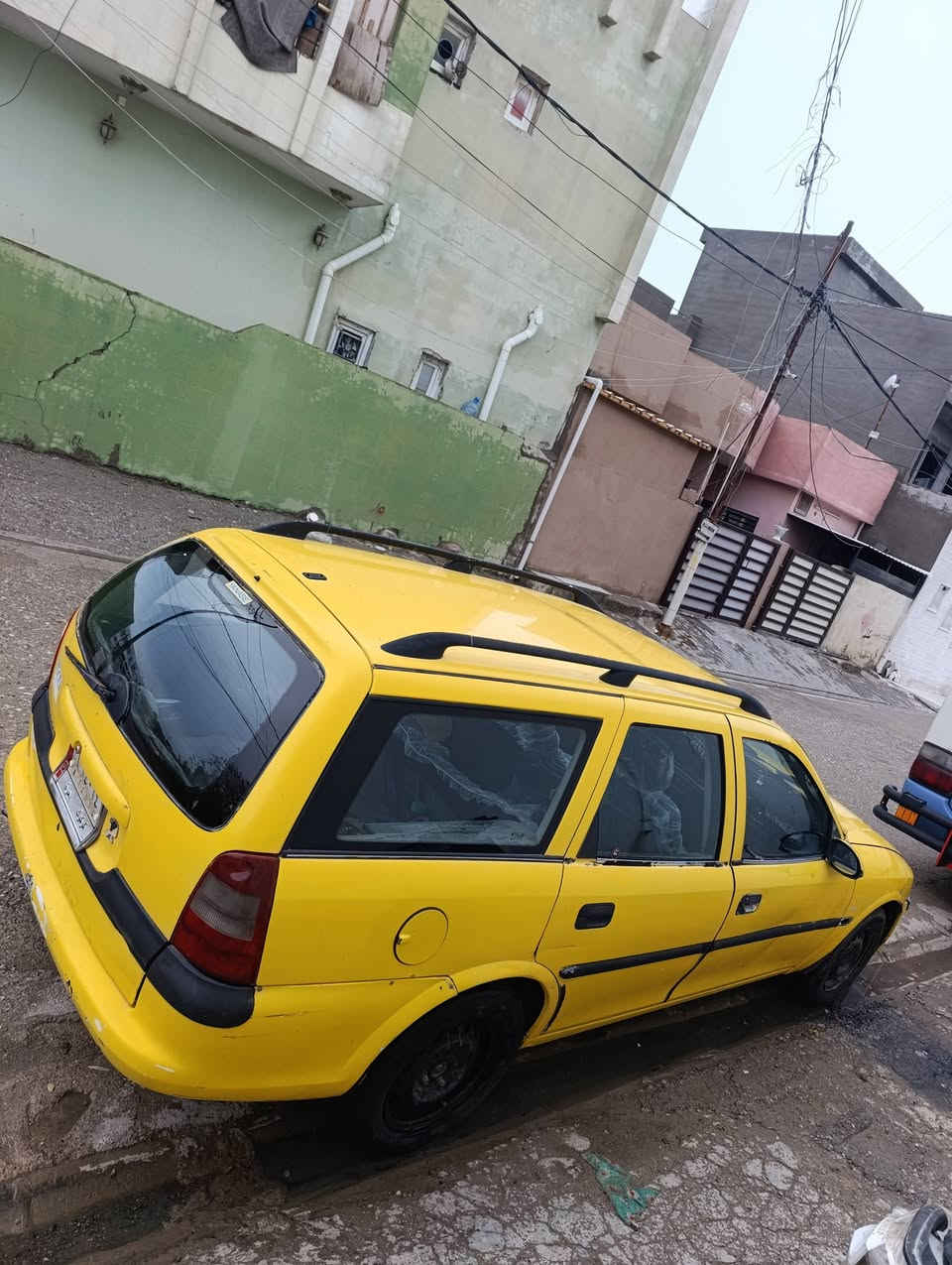 اوبل استرة بزون موديل 1997 للبيع للاستفسار الاتصال ع.  الرقم (***********)او ع.  الواتساب او ماسنجر متواجد  مكان السيارة كركوك حي الواسطي
