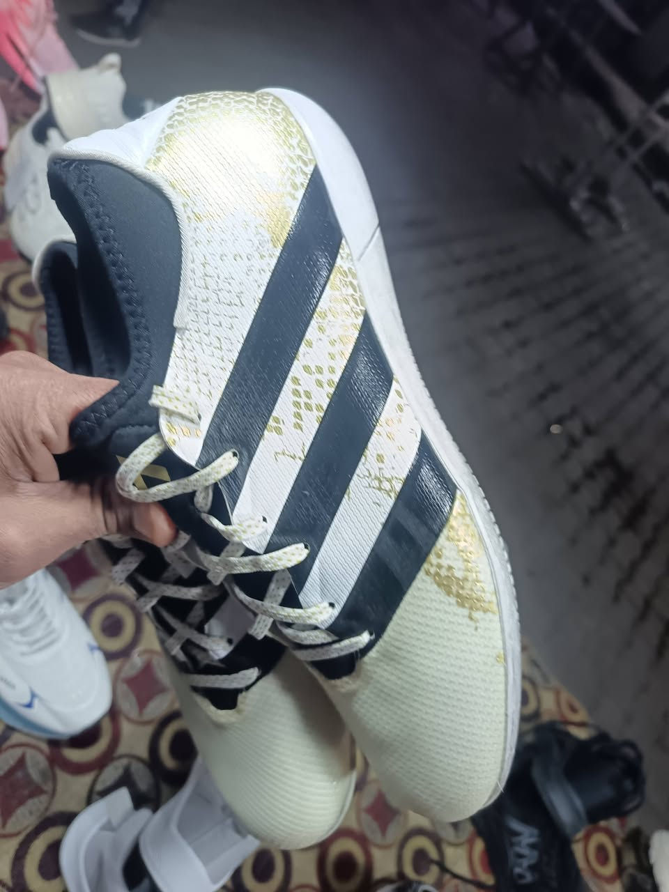 أديداس قياس ٤٤ تلبس ٤٣ نضيفه فول
سعر لقطعه 35 الف

توصيل موجود 🚕🚕🚕🚕🚕🚕🚕

*********** واتساب
