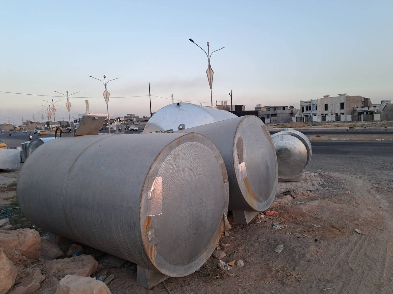 سلام عليكم تانكي مستعمل٥الالف لتر شراي يخابر ع خاص *********** مكاني كركوك بين كوباني وواحد اذار
