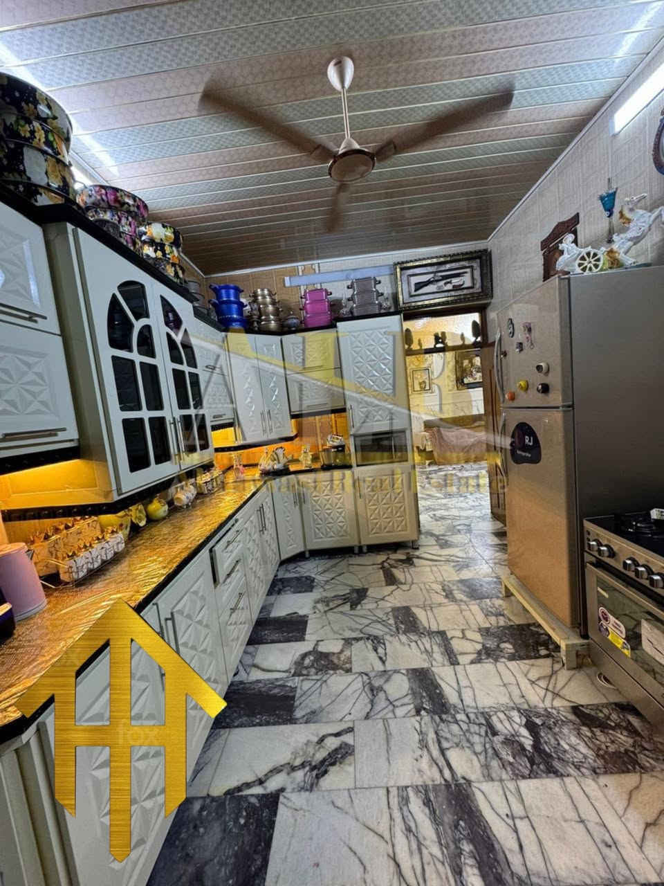 🏦 ®️مكتب الرواسي للعقار ®️ 🏦

🔴تسلسل العرض:-{ 134}

®️دار( حديث )للبيع  🅿️🏚️ 

المساحه الكلية:-150م

واجهة:-7.50م.        ✖️.    نزال:-20م 

®️تفاصيل البيت:-{ ثلاث طوابق (بناء 2018) } 

الطابق الاول:- { استقبال ➕مطبخ( حار بارد )➕
خدمات ➕غرف نوم}

الطابق الثاني:- {(3)غرف نوم➕ خدمات}

موقع البيت :-{ حي التجار مقابل كلية الامام الكاظم (ع) }

#مكتب_الرواسي_للعقار 
#شعارنا_الثقة_دائما
#مستمرون_في_بيع_وشراء_العقارات 🏠

     .………..{بأدارة السيد ابو عبد }………….

للاستفسار📞📞📱📱

   منتظر.             ***********
عبد الرحمن.       ***********
