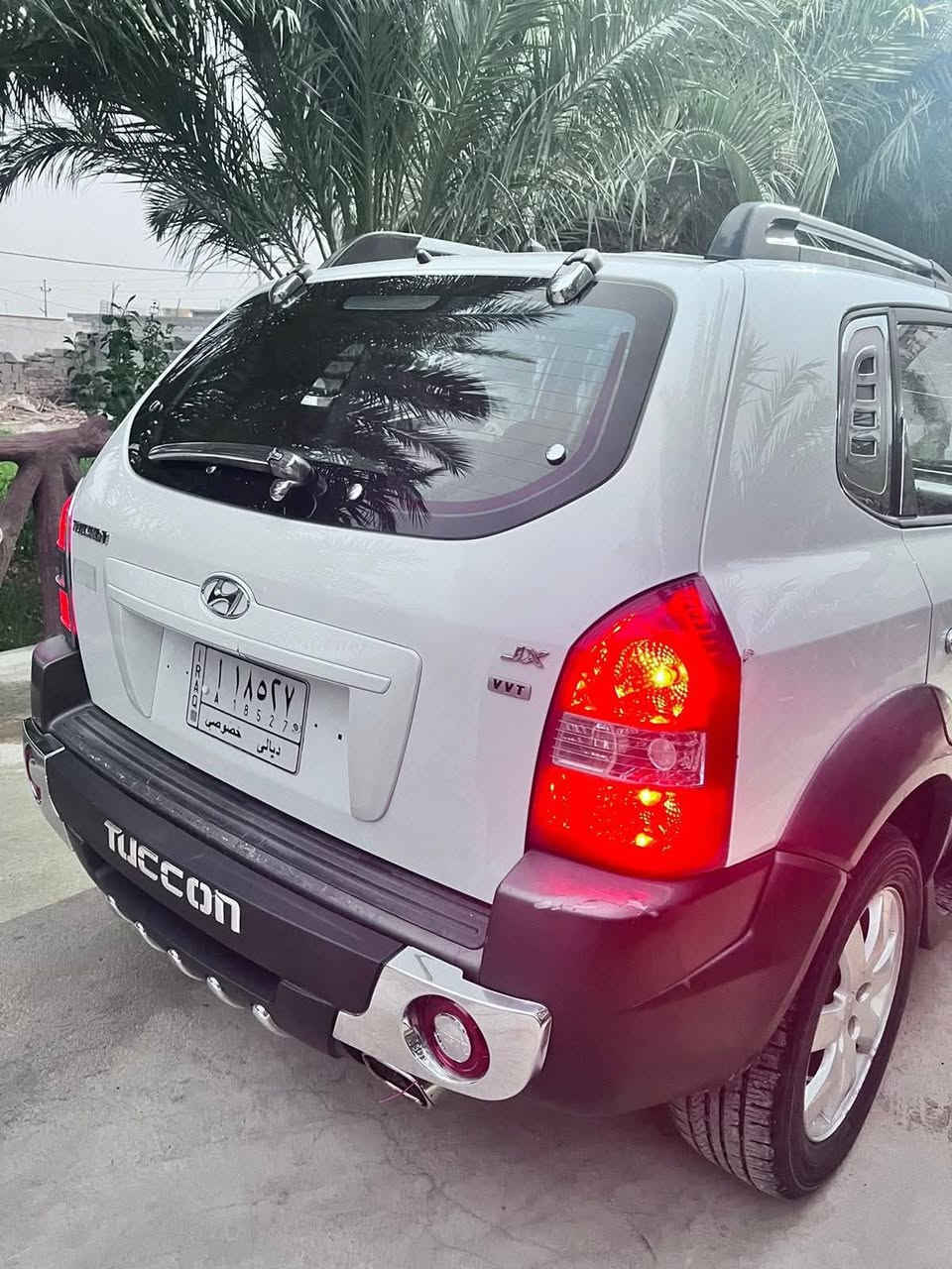 سلام عليكم توسان 2009 سيارة مال جناية نظيفة والسونار موجود ،السعر 118 وبيهة مجال  للطيبين العنوان ديالى بعقوبة تقاطع مرور ديالى الاستفسار الاتصال على ***********
