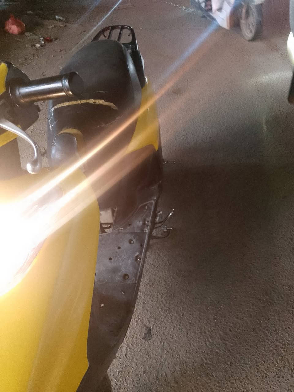 سلام عليكم درجه سبيسي ياباني ياباني كل شغال سلف هندر مكينه شالع معدال كهربيات شغال  وراق كامل مكاني بغداد الشعله سعر ٣٠٠الف وبي مجال ***********
