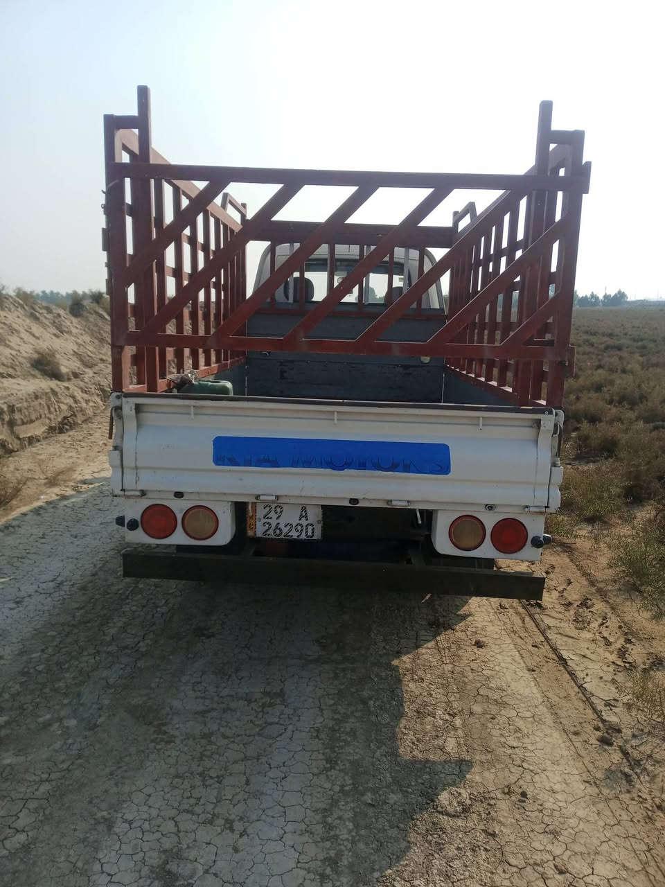 السلام عليكم كيا فحل موديل15كفاله عامه محرك كيراكسل كشر شاصي رقم شاصي رقم واسط تحويل  بسمي سنويه 30 مكان بابل الشوملي الاتصال على الرقم ***********
