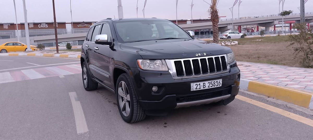 جيب 2011 لمتدد فول فول مواصفات 
سعرها حلو 
سيارة حلوه ماشاءلله كاعده 
فقط بيها بنيد وشويه بجاملغ صبغ 
باقي بدون عيب 
محرك وكير بلاد ممفتوح 
رقم سنويه جديدة
شراي يتصل مكانها كركوك 
***********
